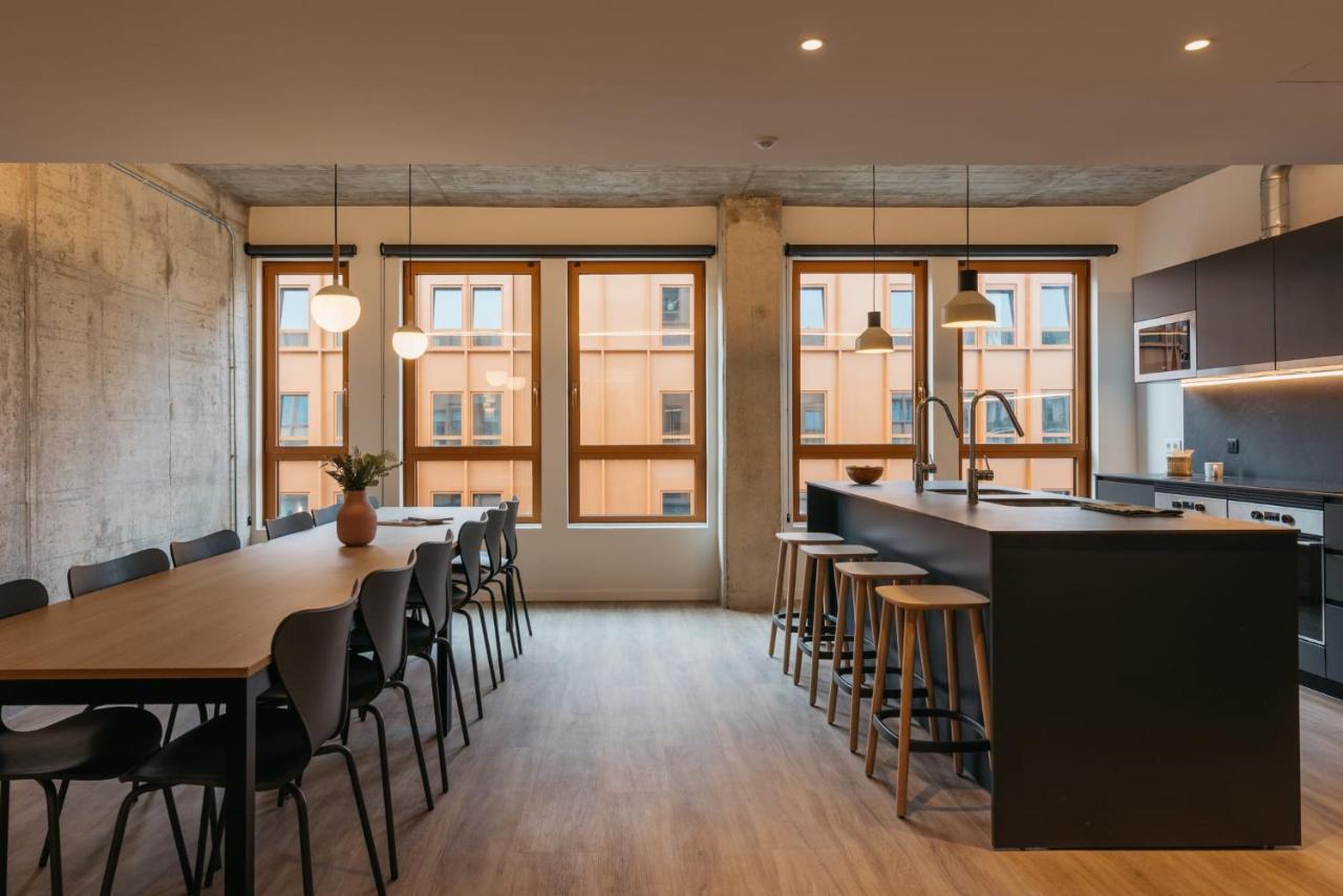 For Students Studying In Barcelona Only - Stunning Spacious Studios And Private Rooms At Pallars Student Accommodation Exteriér fotografie