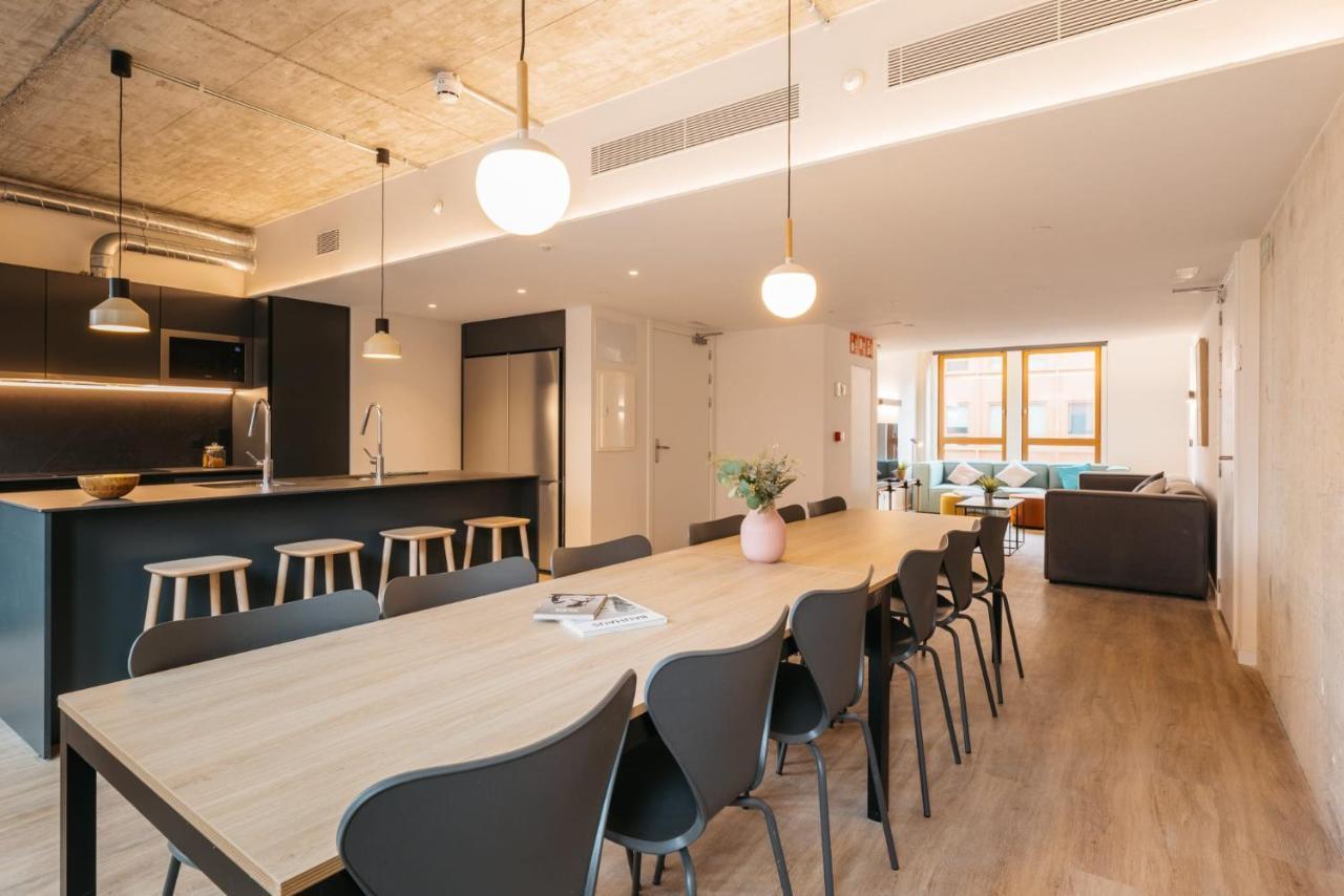 For Students Studying In Barcelona Only - Stunning Spacious Studios And Private Rooms At Pallars Student Accommodation Exteriér fotografie