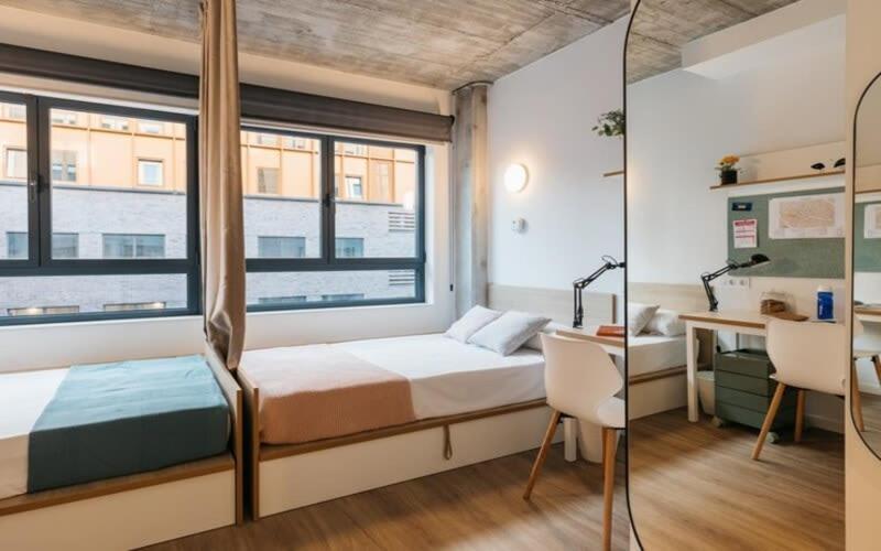 For Students Studying In Barcelona Only - Stunning Spacious Studios And Private Rooms At Pallars Student Accommodation Exteriér fotografie