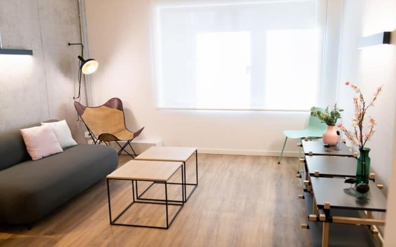 For Students Studying In Barcelona Only - Stunning Spacious Studios And Private Rooms At Pallars Student Accommodation Exteriér fotografie