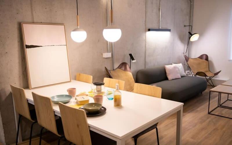 For Students Studying In Barcelona Only - Stunning Spacious Studios And Private Rooms At Pallars Student Accommodation Exteriér fotografie